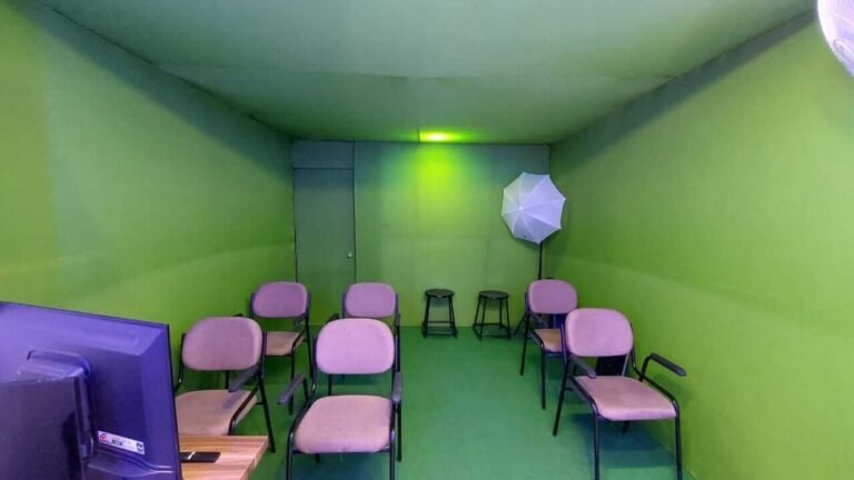 Chroma Room Green Screen at Arena Animation JM Road